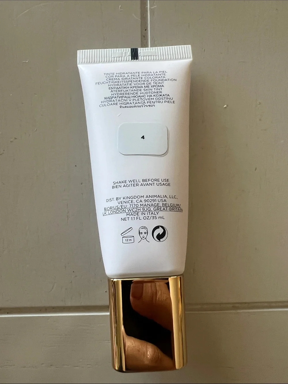 Hourglass Veil Hydrating Skin Tint — Neutral Beige shade 4
